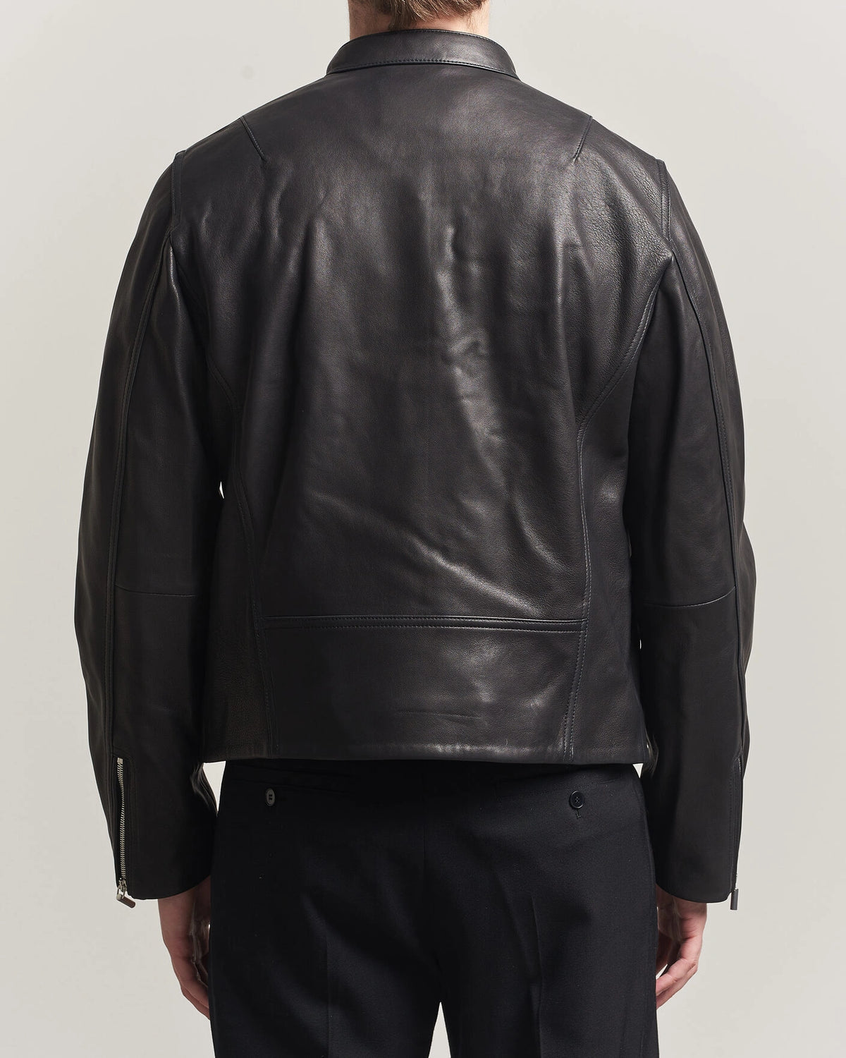 OBSIDIAN LEATHER JACKET