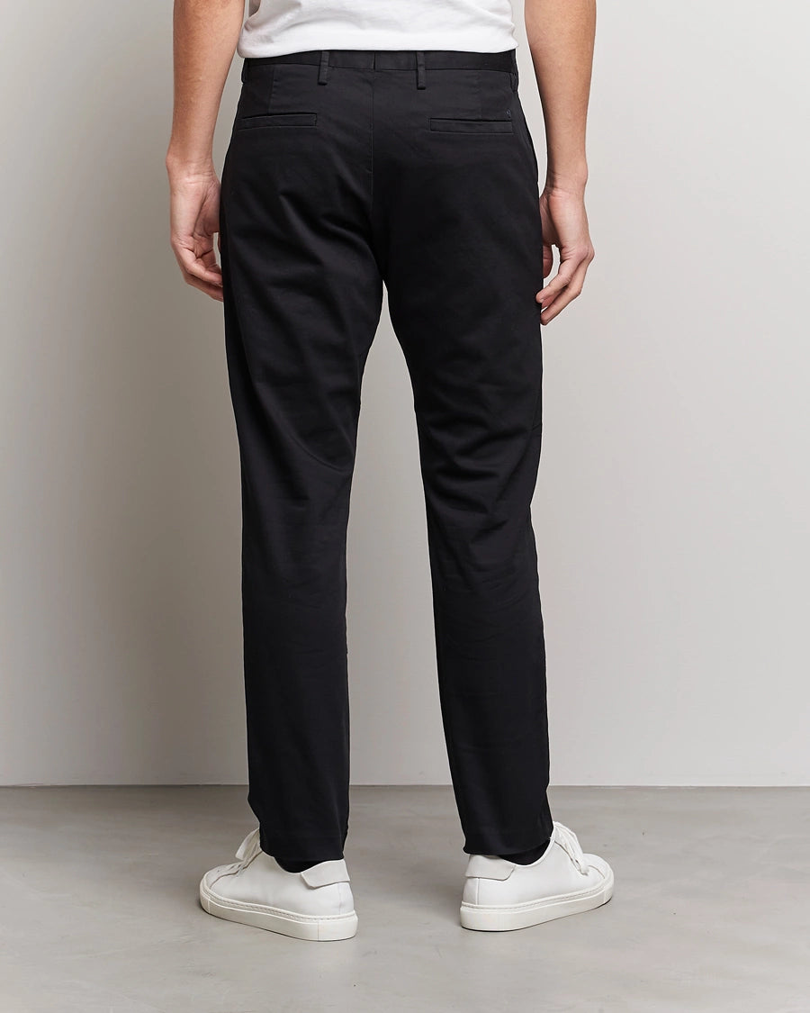TAILORED CHINO